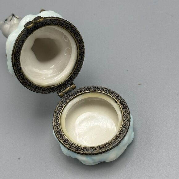 Vtg Unmarked Angel Cat Sitting on Cloud Hinged Trinket Box Heavenly Winged Kitty - Picture 2 of 10